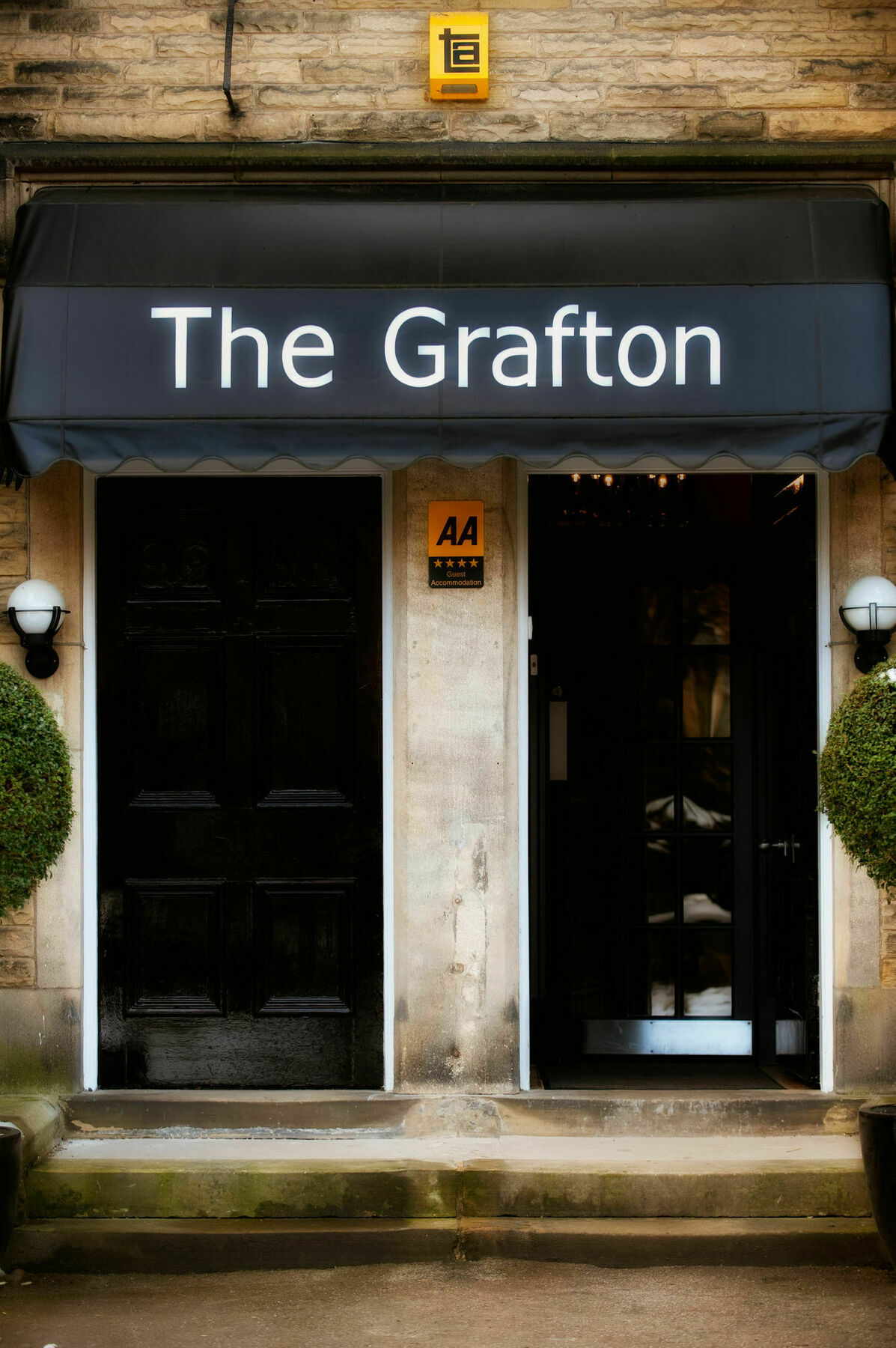 Отель The Grafton Харрогейт Экстерьер фото The Grafton